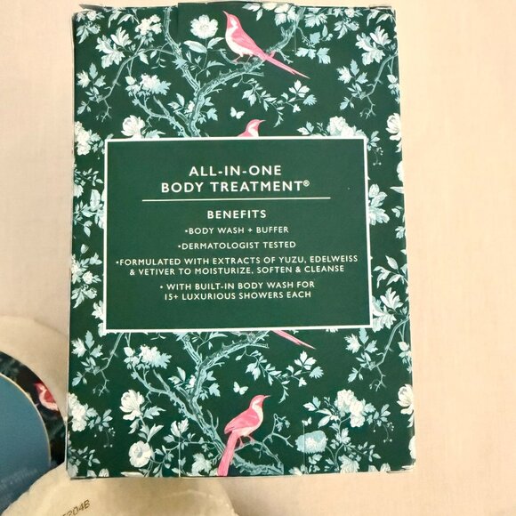 Spongelle Bath Trio Gift Set Body Wash Infused Buffers Holiday Self Care Spa Box - Picture 3 of 16